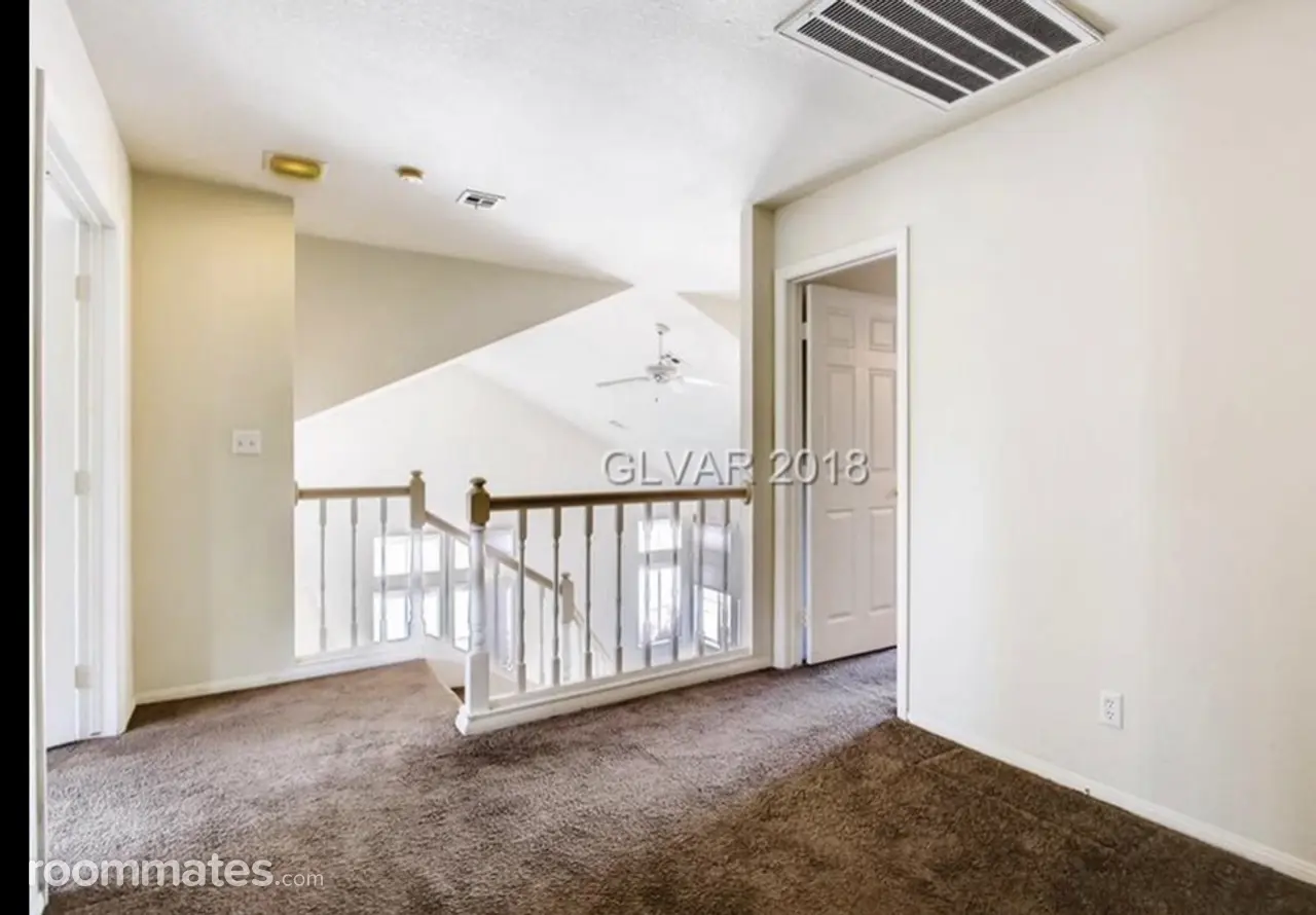 Profile photo 3 of 20