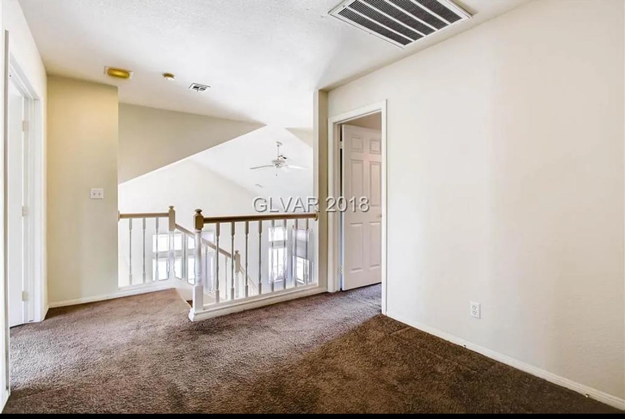 Profile photo 11 of 20