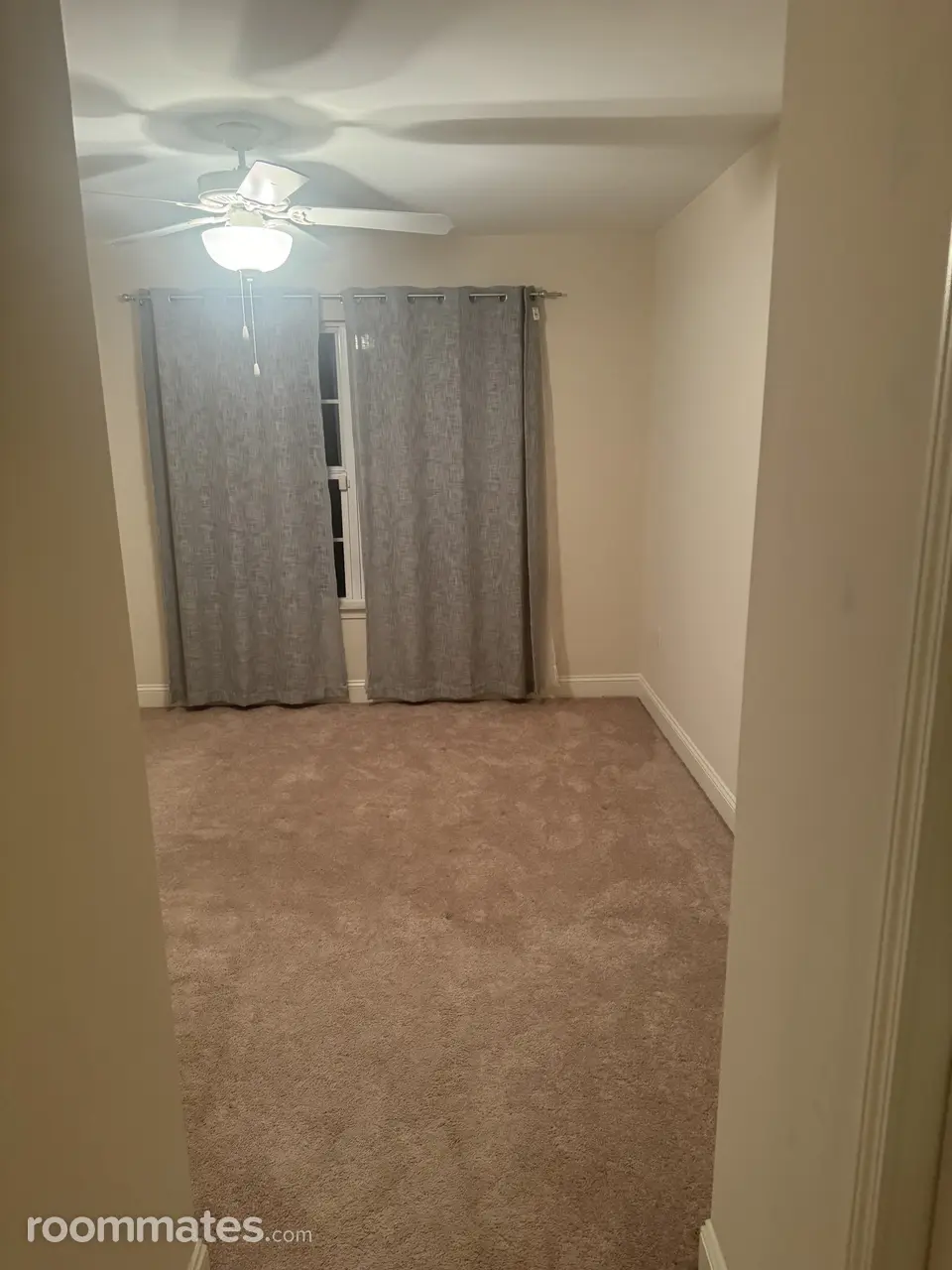 Profile photo 4 of 10