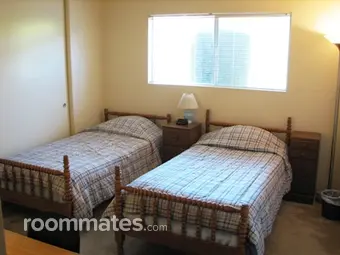 Room for rent in Fullerton, CA $1100, house
