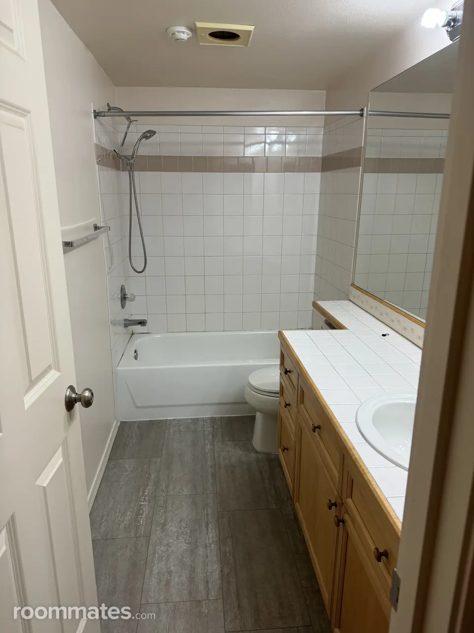 Profile photo 5 of 10