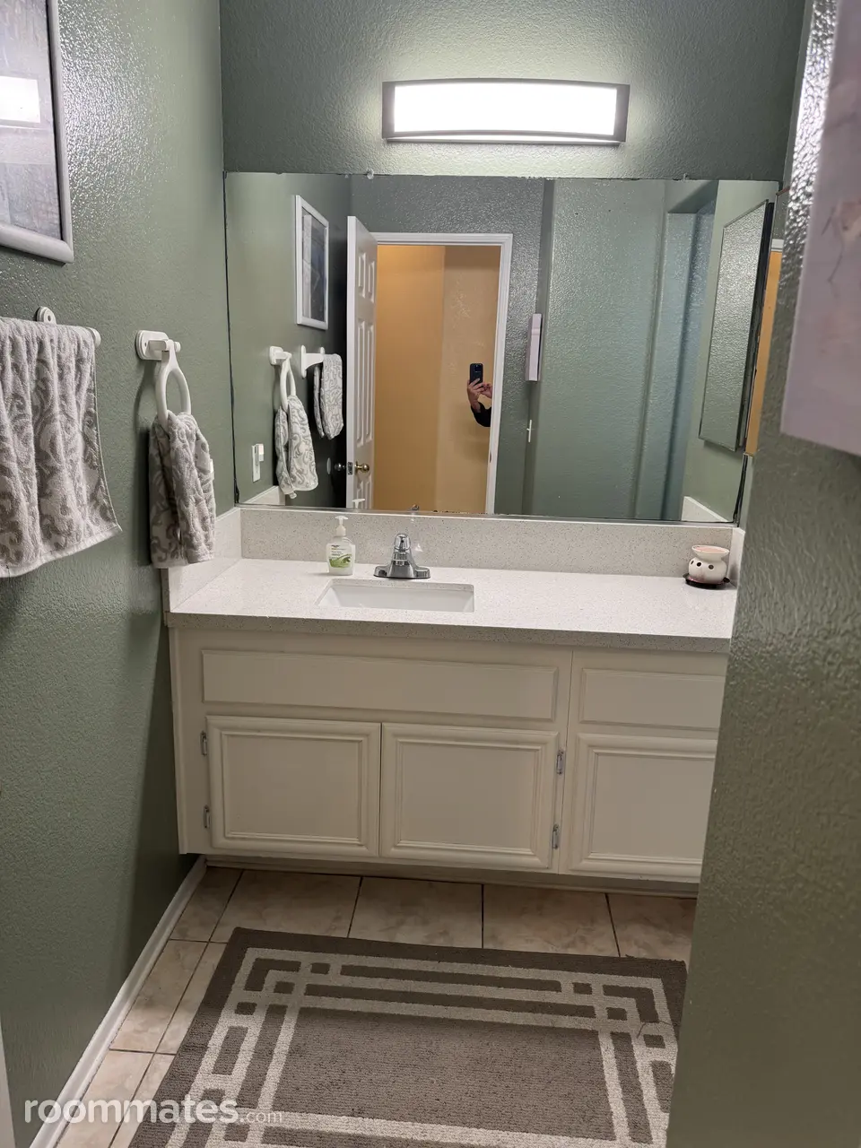 Profile photo 5 of 9