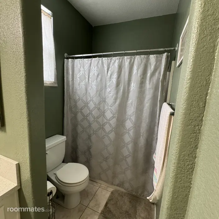 Room for rent in Wildomar, CA $850, house