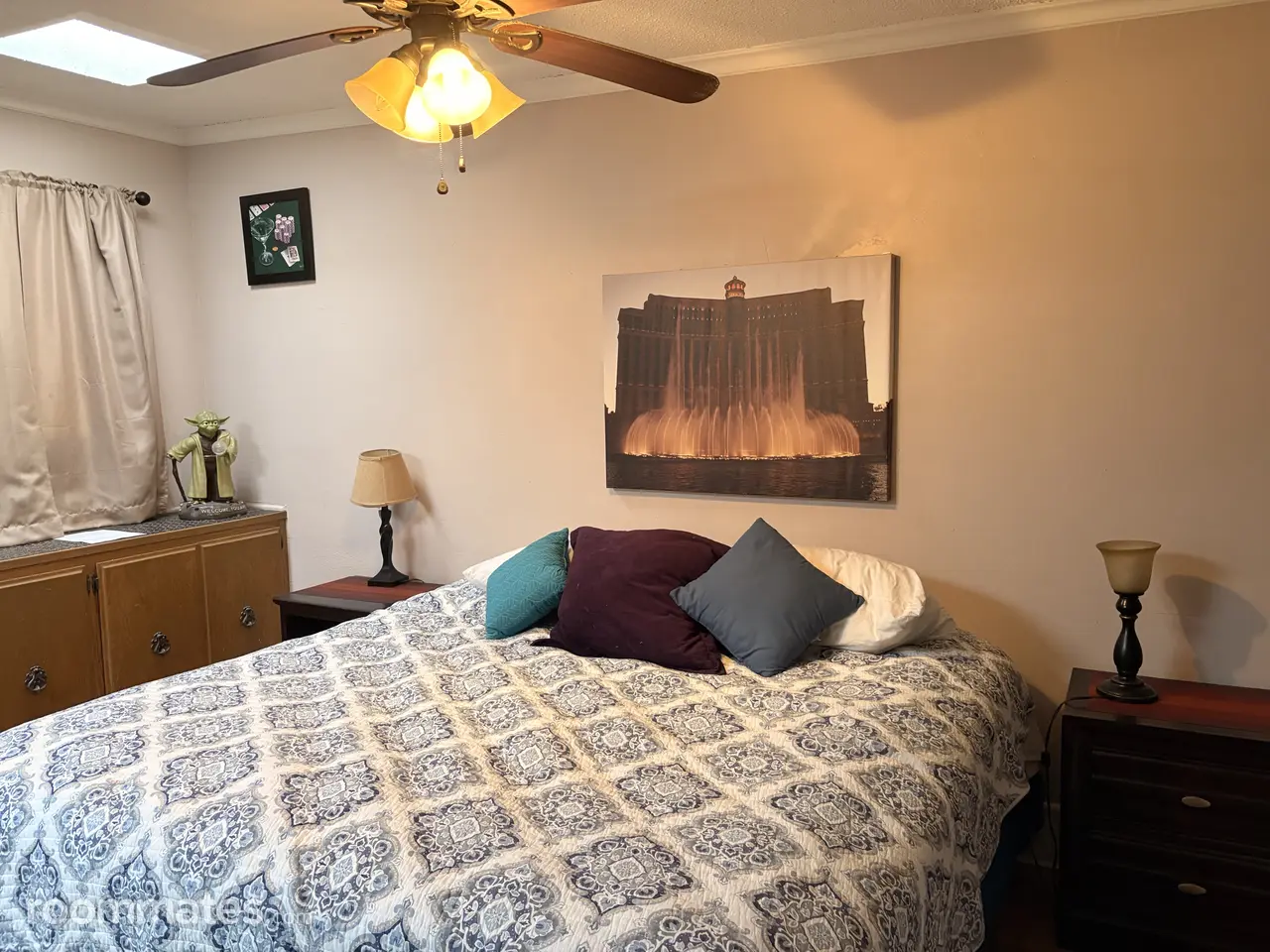 Profile photo 3 of 4