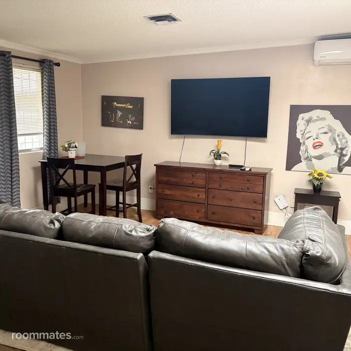 Room for rent in Las Vegas, NV $1100, house