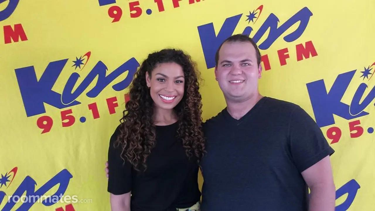 Profile photo 3 of 7