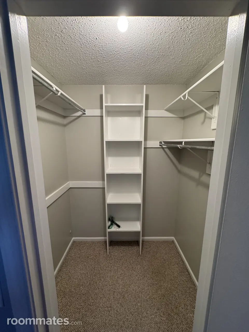 Profile photo 5 of 10