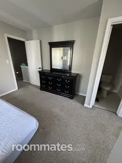 Room for rent in Virginia Beach, VA $800, house