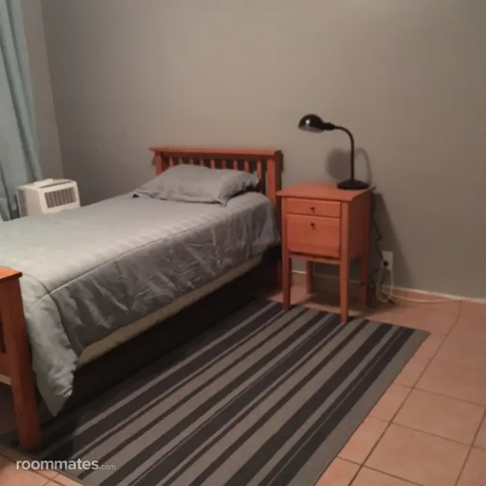 Room for rent in Los Angeles, CA $1100, house