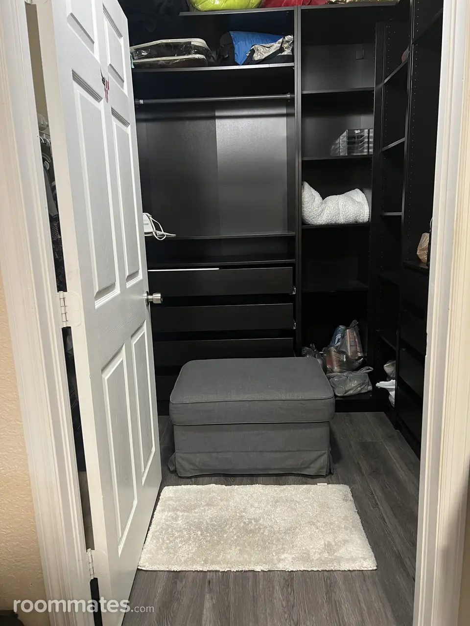 Profile photo 8 of 14