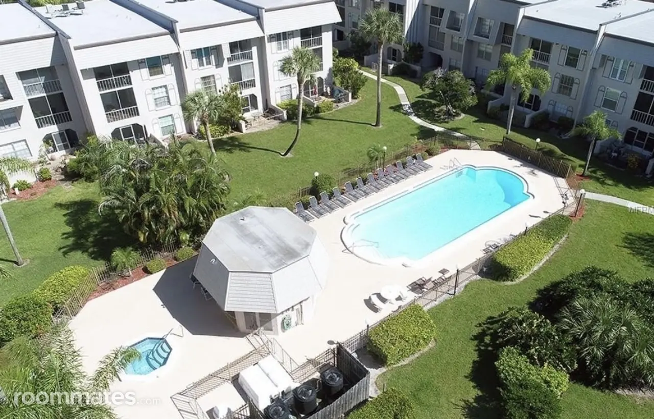 Profile photo 3 of 7