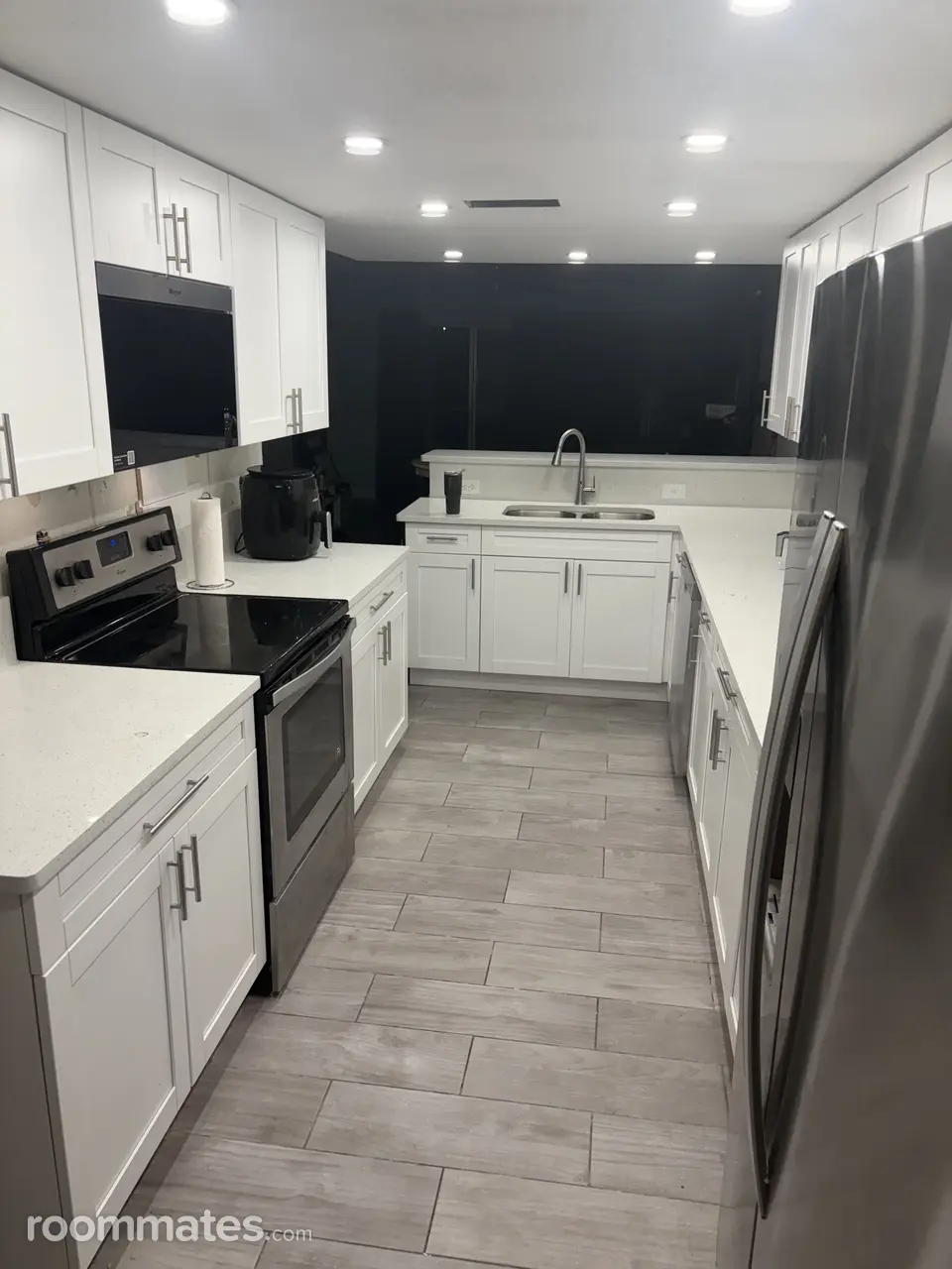 Profile photo 1 of 7