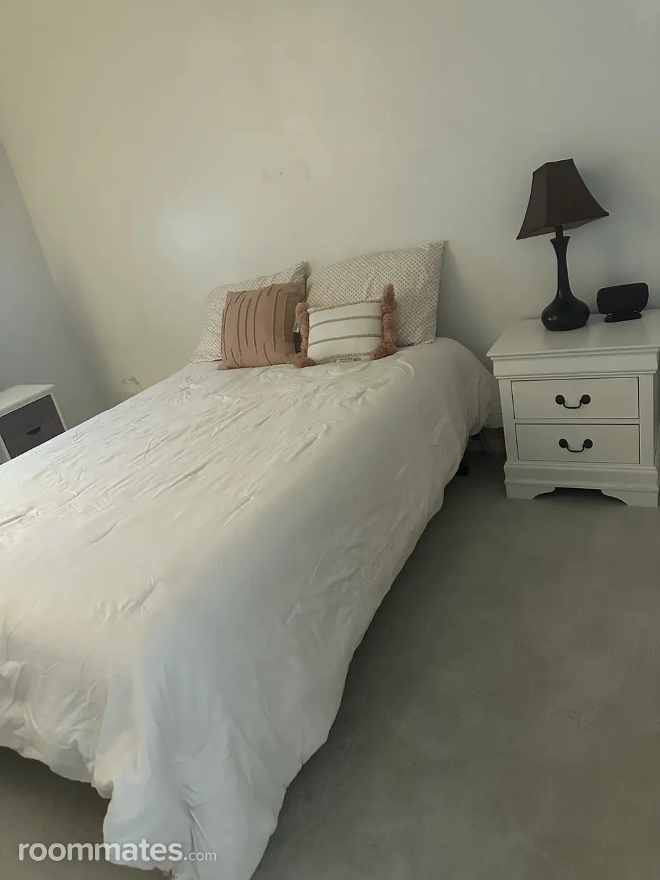 Profile photo 1 of 10