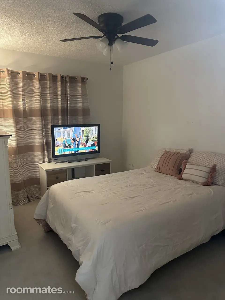 Profile photo 3 of 10