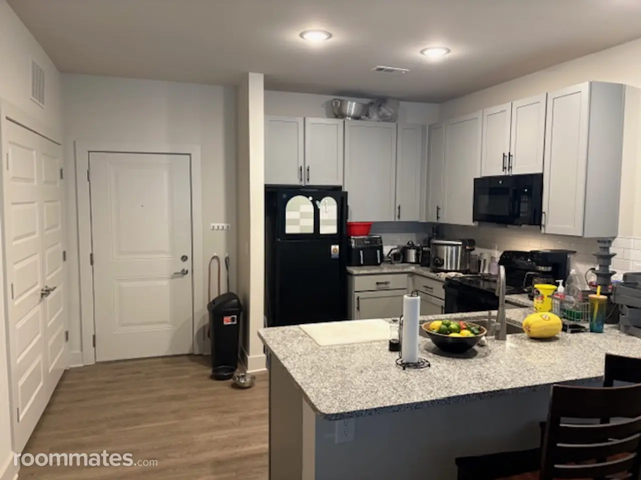 Profile photo 2 of 3