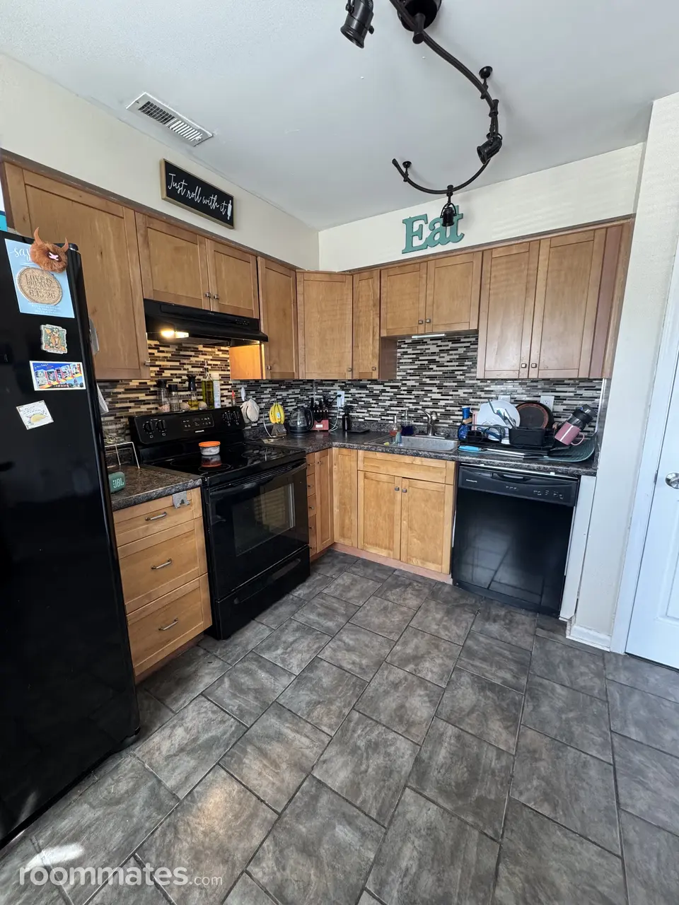 Profile photo 2 of 6