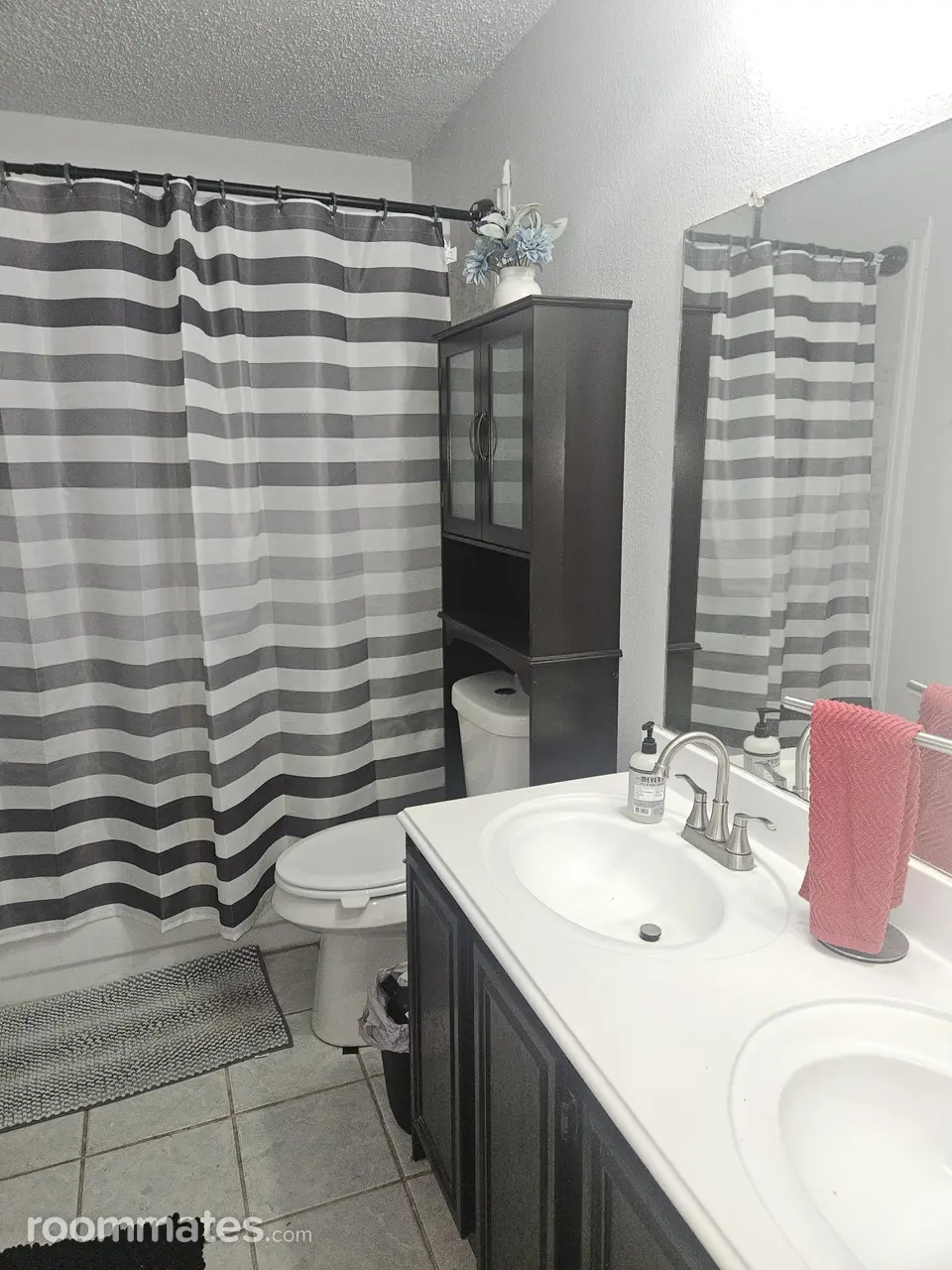 Profile photo 7 of 9