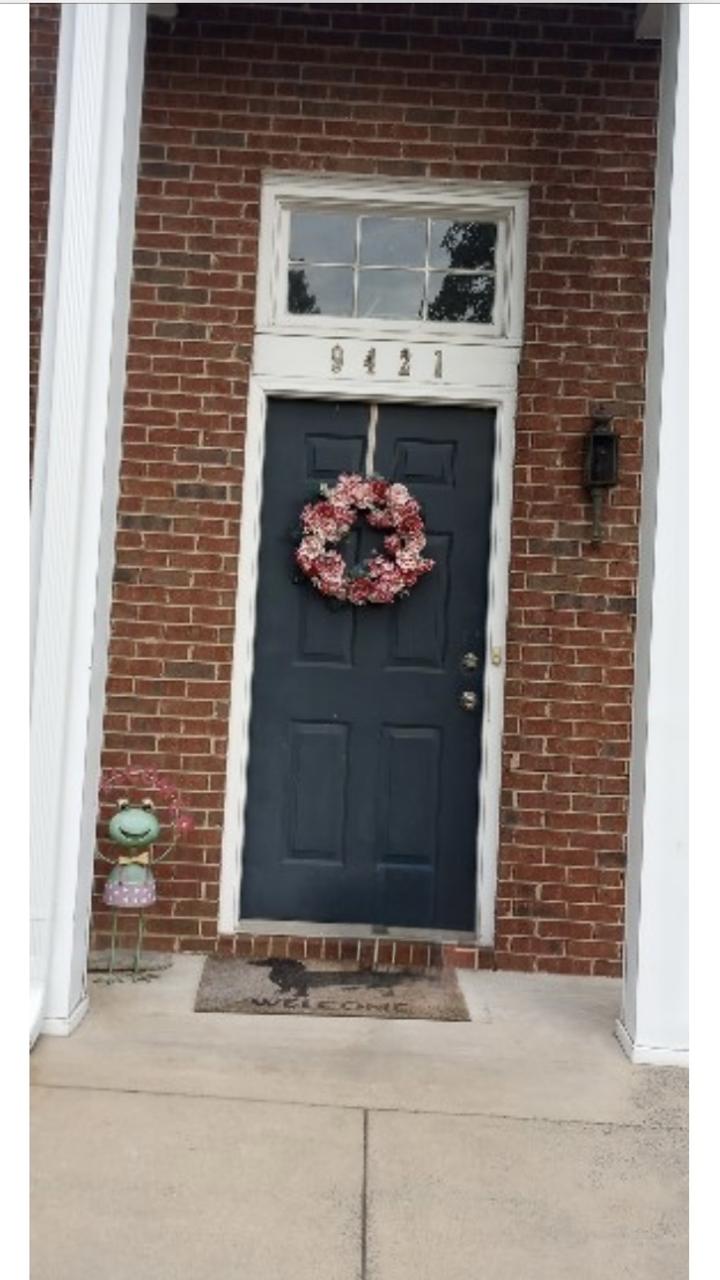 Profile photo 2 of 10