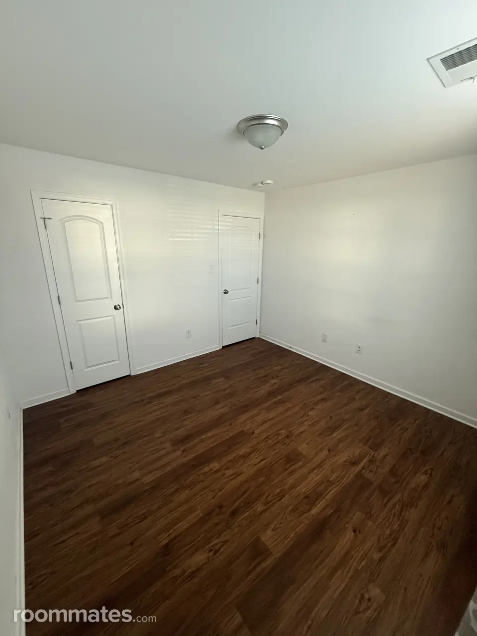 Profile photo 4 of 10