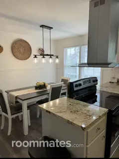 Room for rent in Worcester MA $1150, house