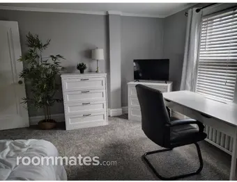 Room for rent in Lombard, IL $775, house