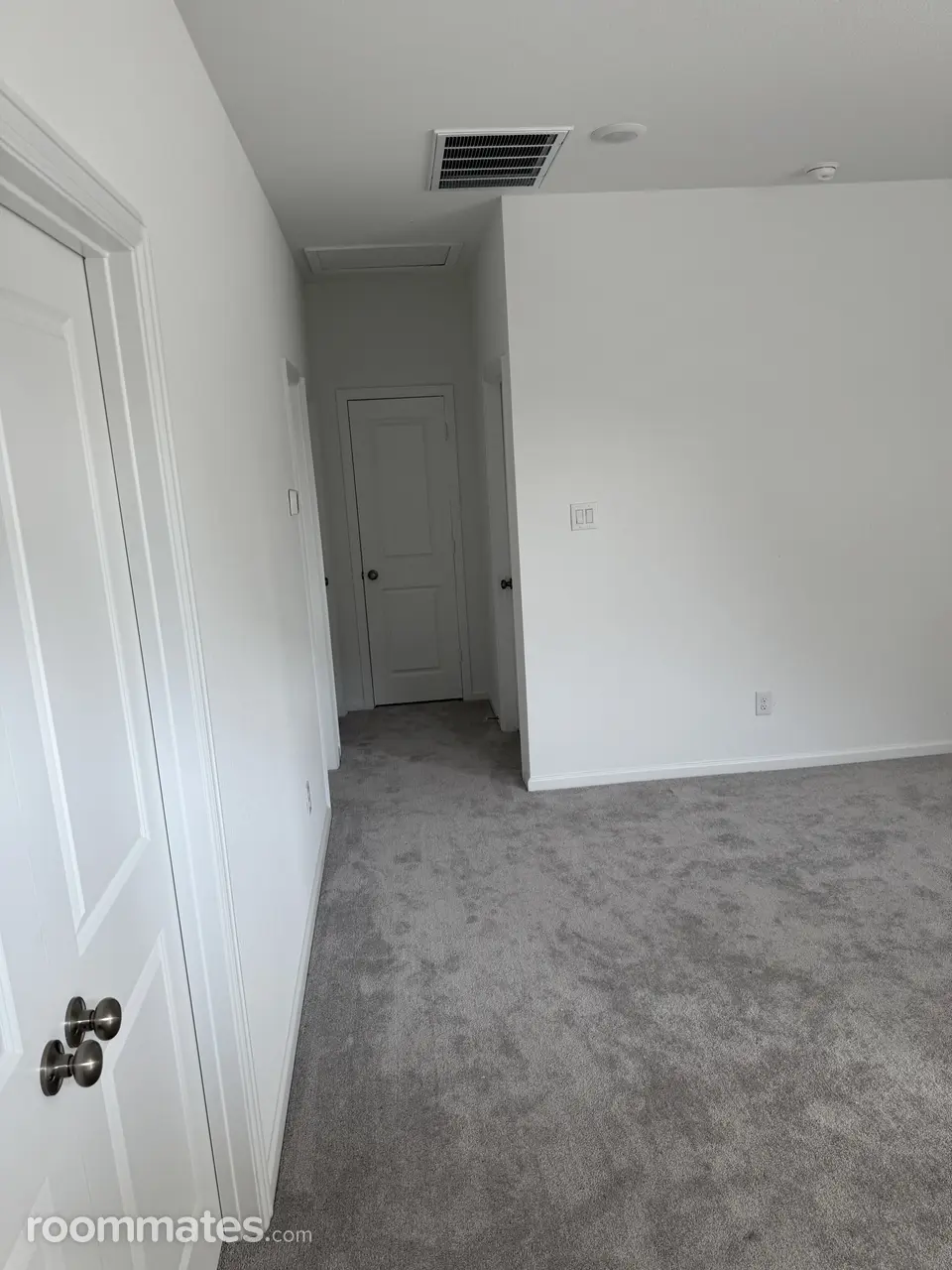 Profile photo 8 of 14