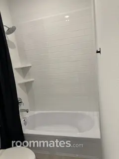 Room for rent in New Caney TX $700, house