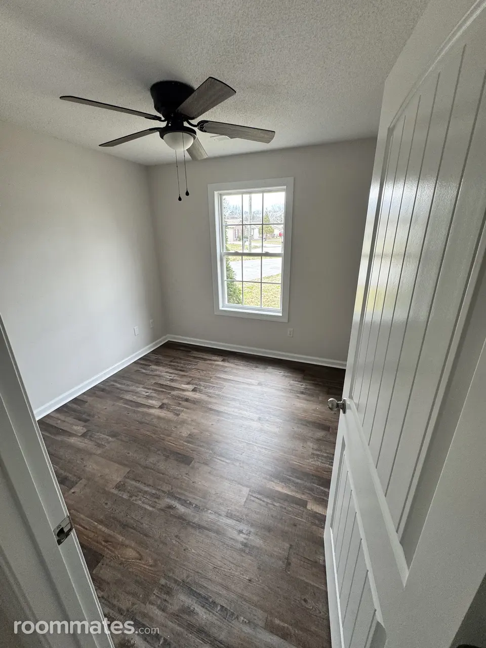 Profile photo 1 of 14