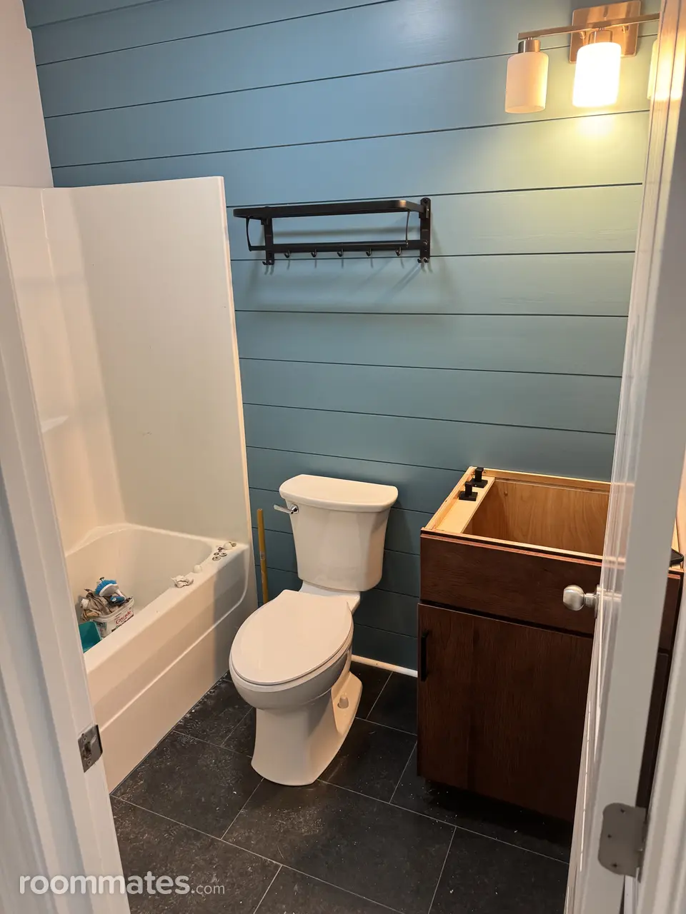 Profile photo 9 of 14