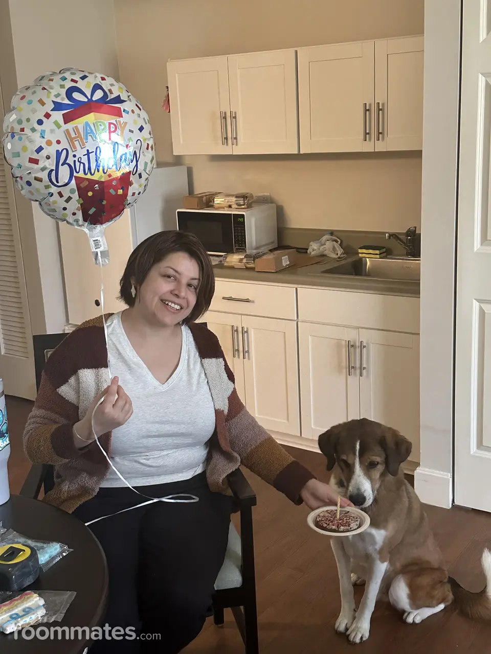 Profile photo 4 of 4