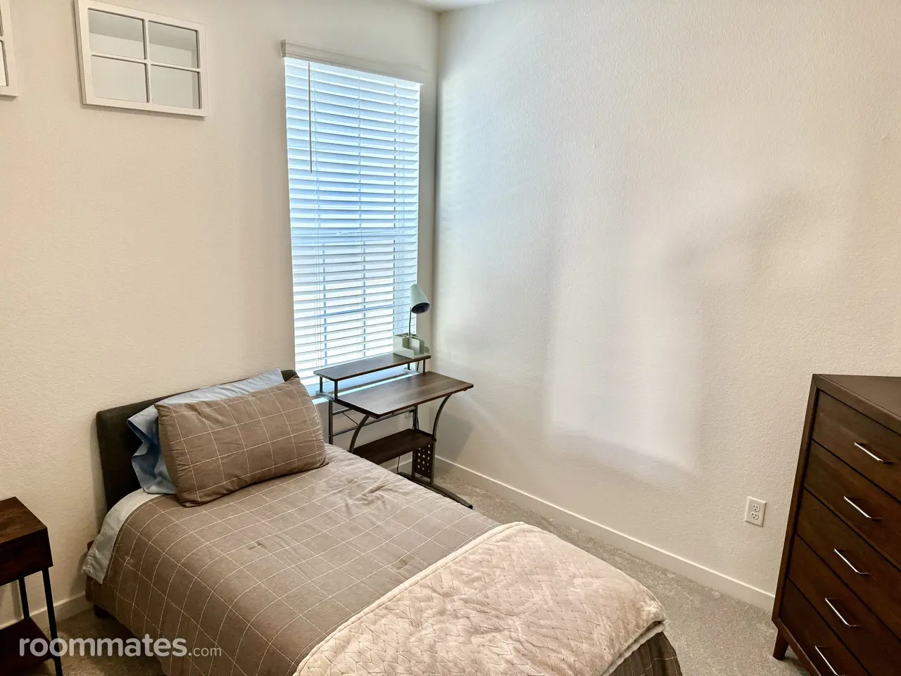 Profile photo 2 of 10