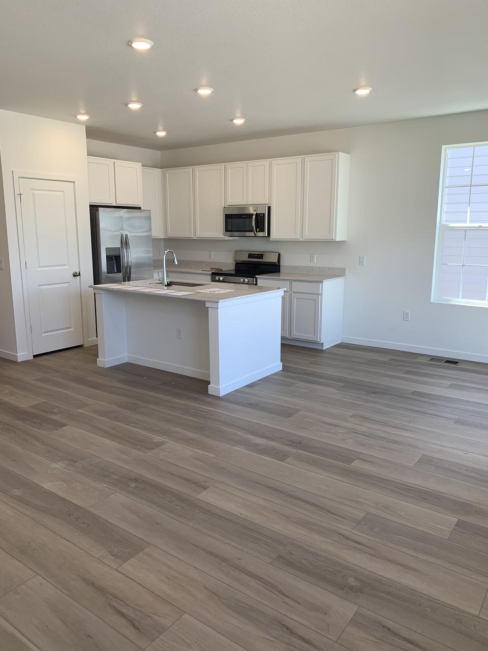 Profile photo 6 of 9