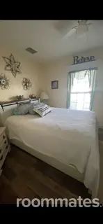 Room for rent in Cape Coral, FL $950, house