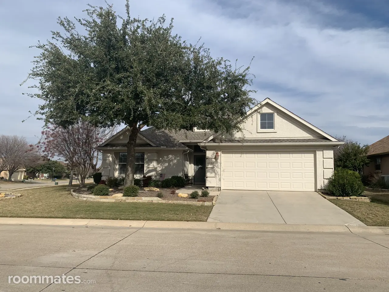 Profile photo 3 of 4