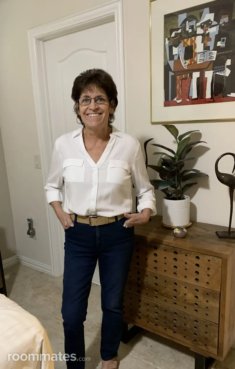 Profile photo 4 of 4