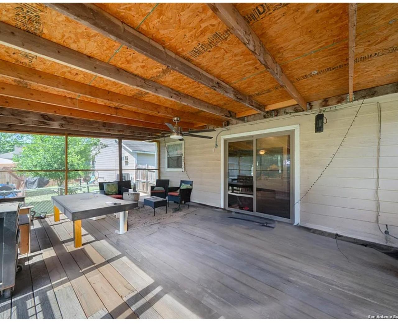 Profile photo 7 of 10