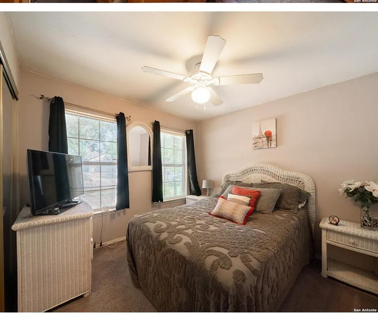 Profile photo 6 of 10