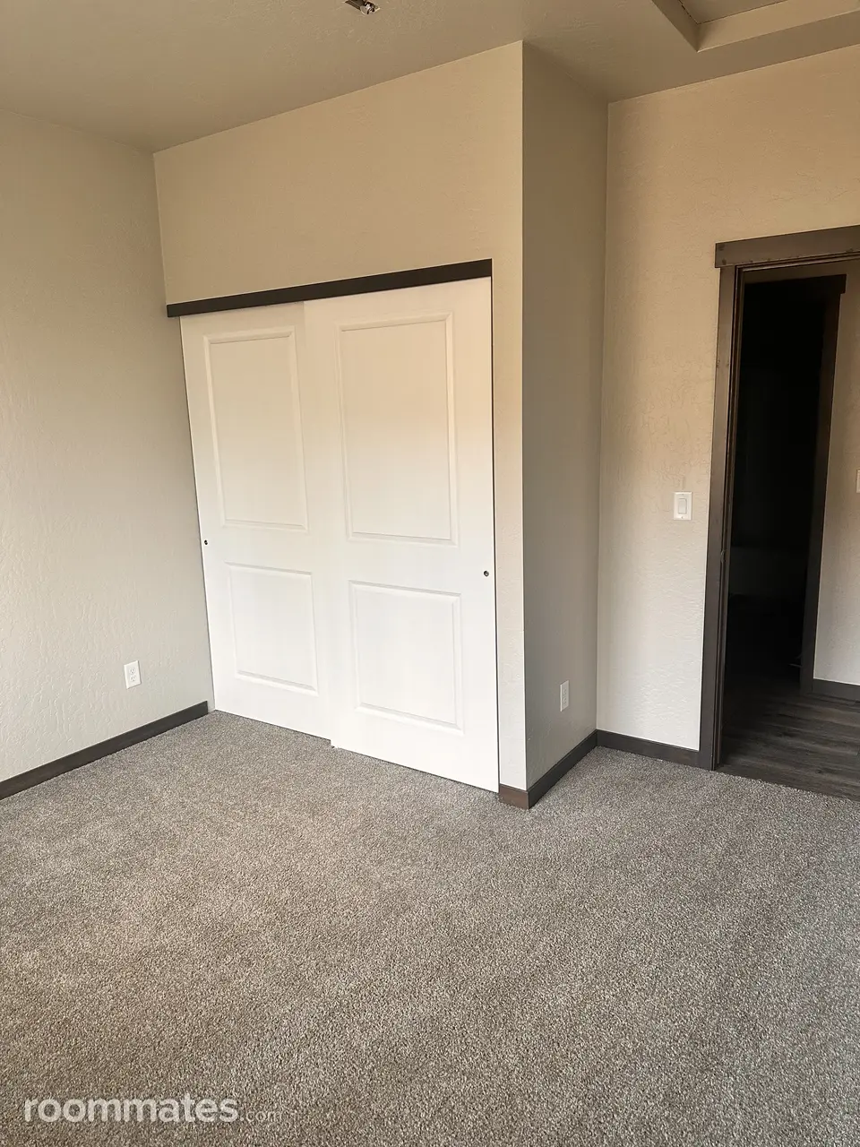 Profile photo 1 of 11