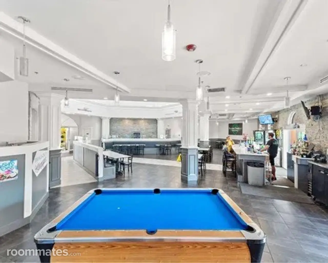 Profile photo 3 of 8