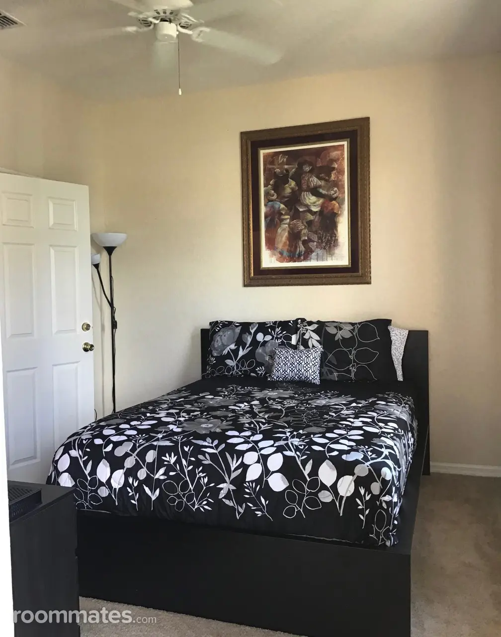 Profile photo 1 of 8