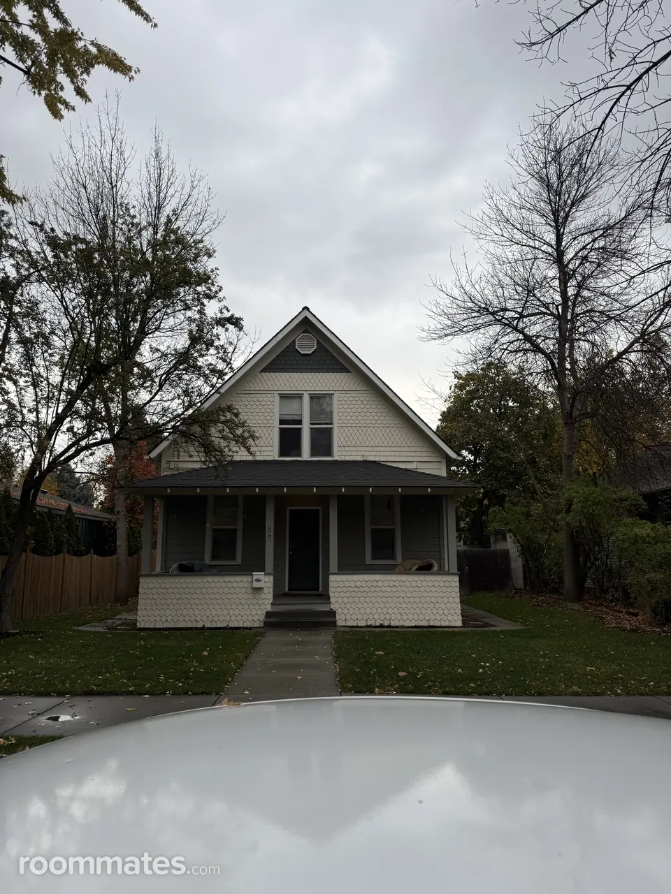 Profile photo 1 of 4