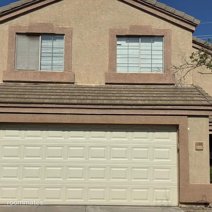 Room for rent in Mesa, AZ $900, house