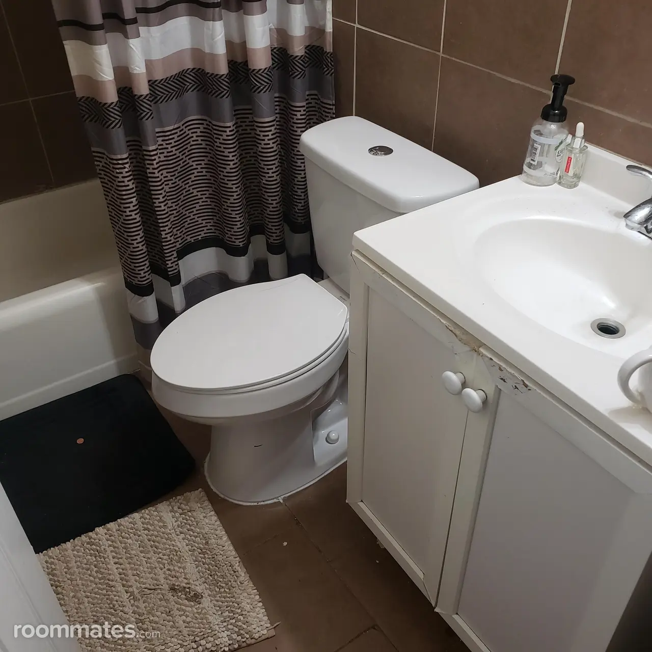 Profile photo 3 of 10