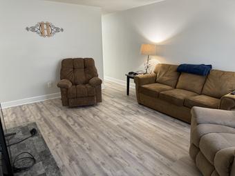 Room for rent in Jeffersonville, IN $700, house