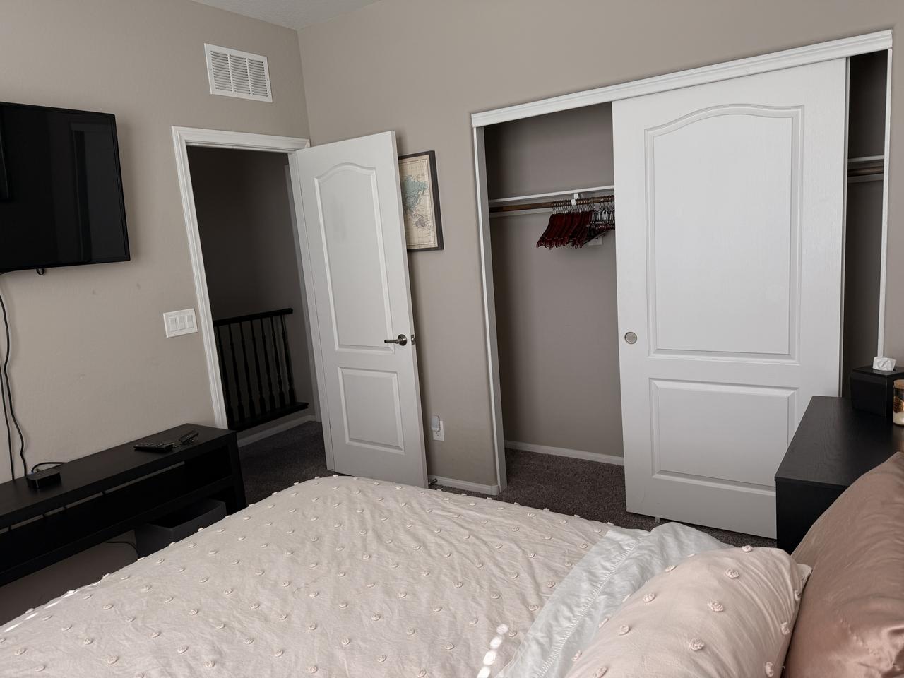 Profile photo 8 of 12