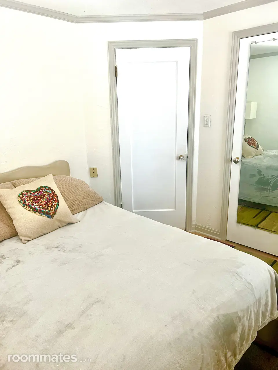 Profile photo 4 of 14