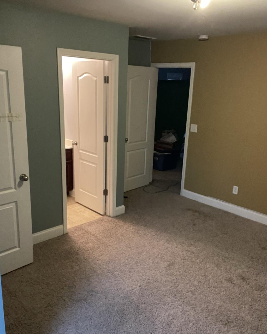 Profile photo 5 of 8