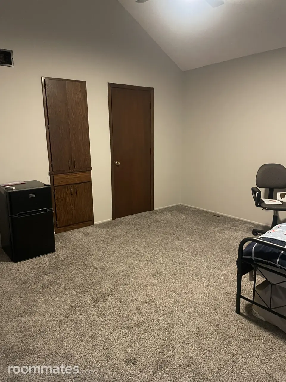 Profile photo 4 of 6