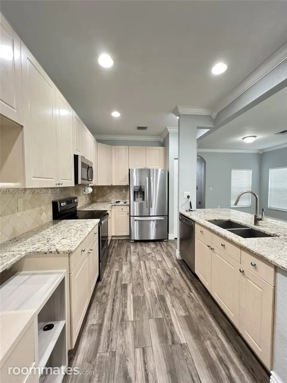 Profile photo 2 of 5