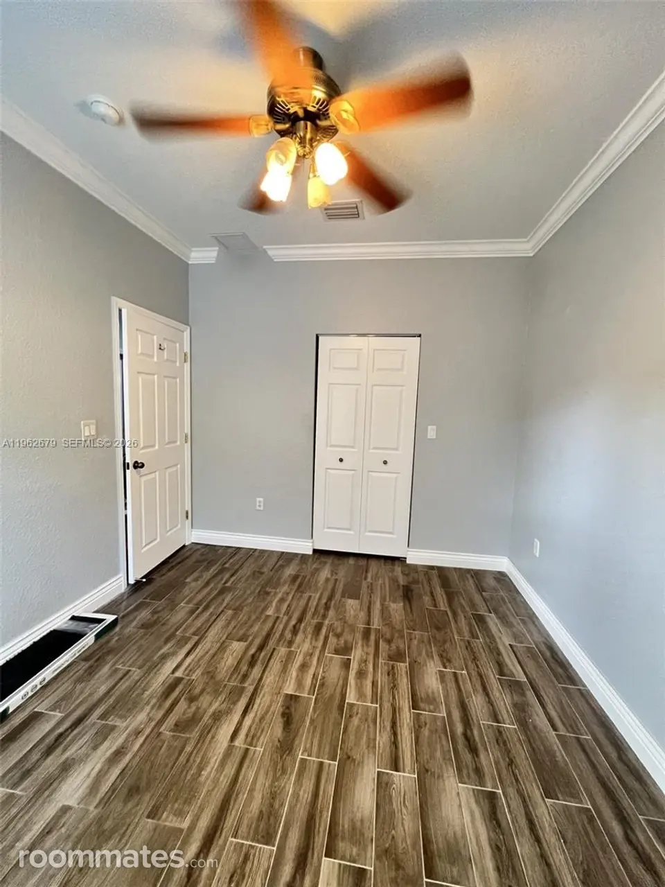 Profile photo 4 of 5